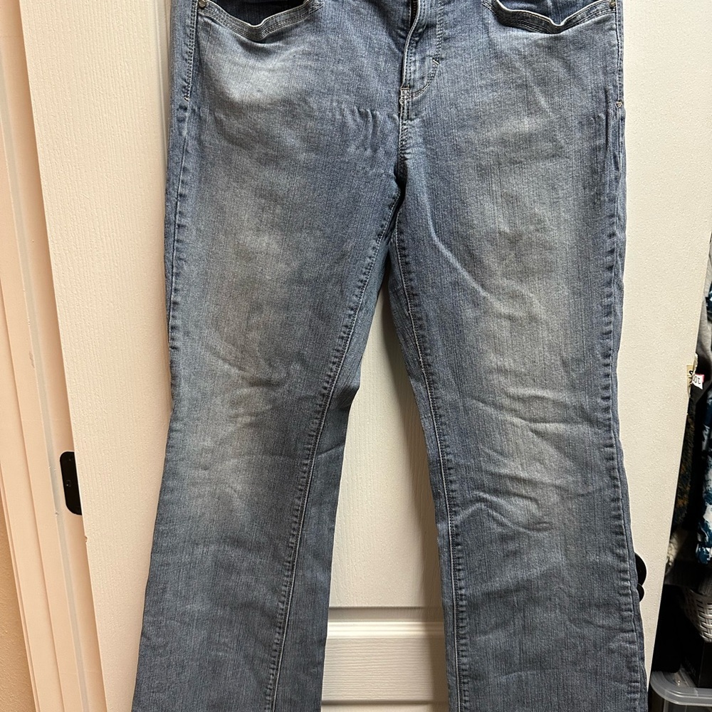 White House Black Market Classic Blue Women's Jeans Size 12/ NWOT#462